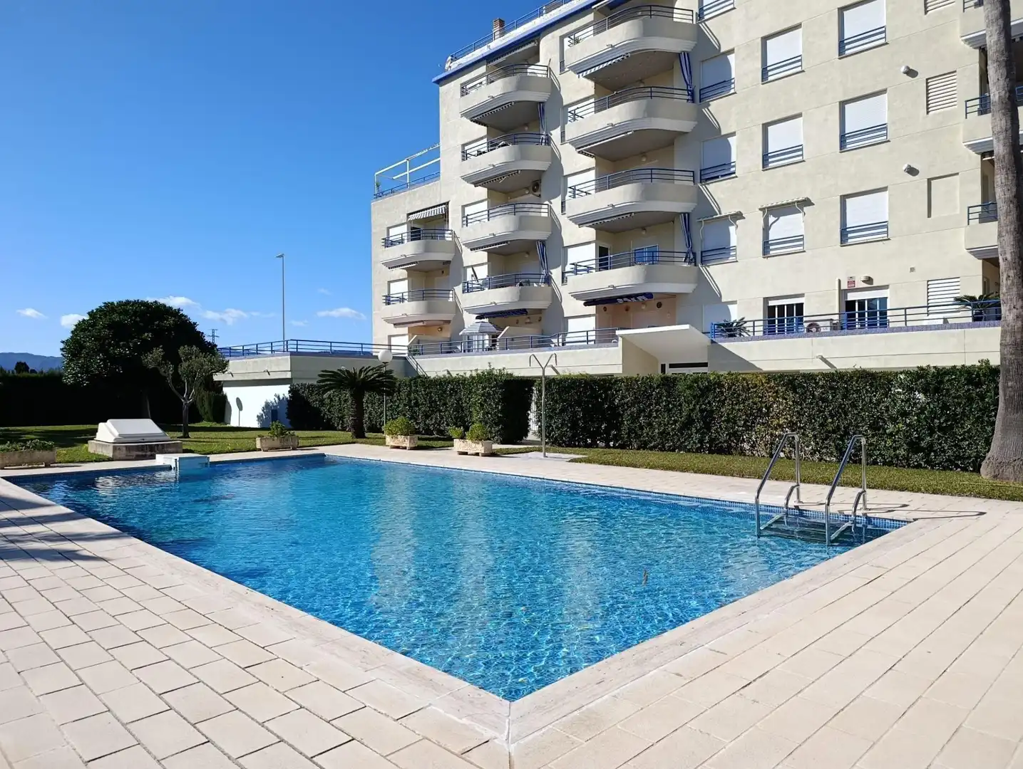 Apartments for rent in Oliva Playa