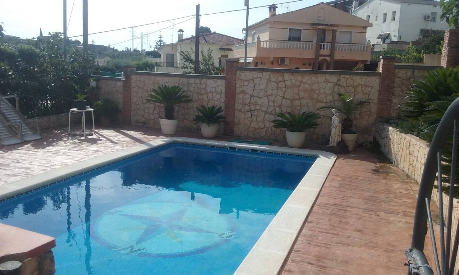 Piscina de Casa o xalet en venda en Cubelles amb Aire condicionat, Terrassa i Piscina