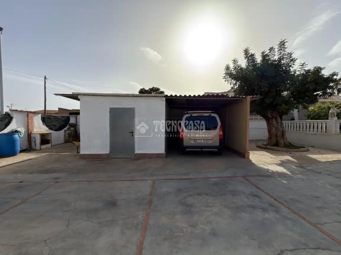 Parking de Finca rústica en venta en Paterna con Terraza y Alarma