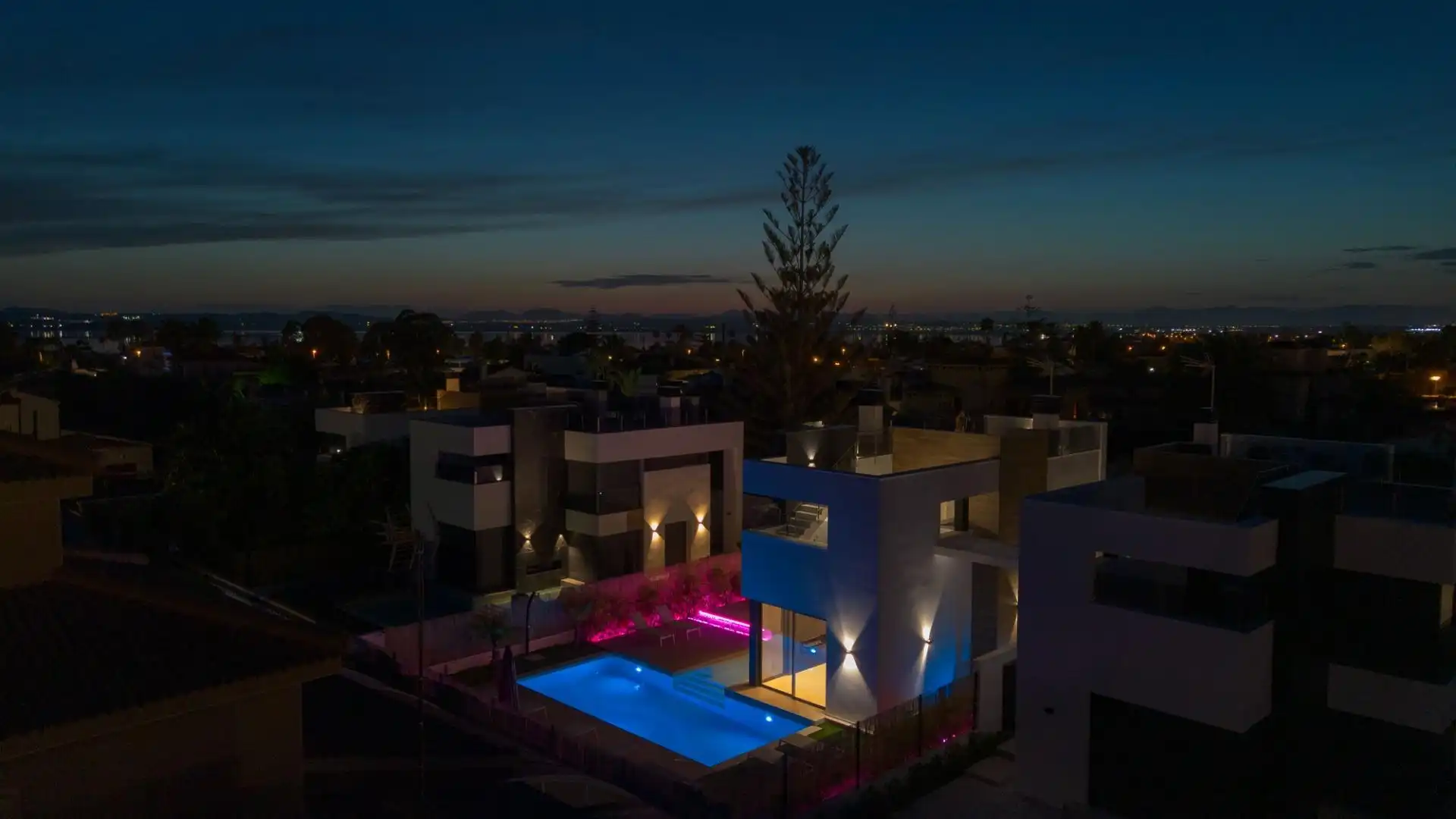 Villa con piscina in vendita a Zona Carrefour - Urbanizaciones, imagen 20