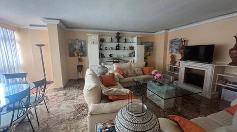 Foto 4 de Piso en venta en Calle de la Cruz, 50, Manantiales - Estación de Autobuses, Torremolinos