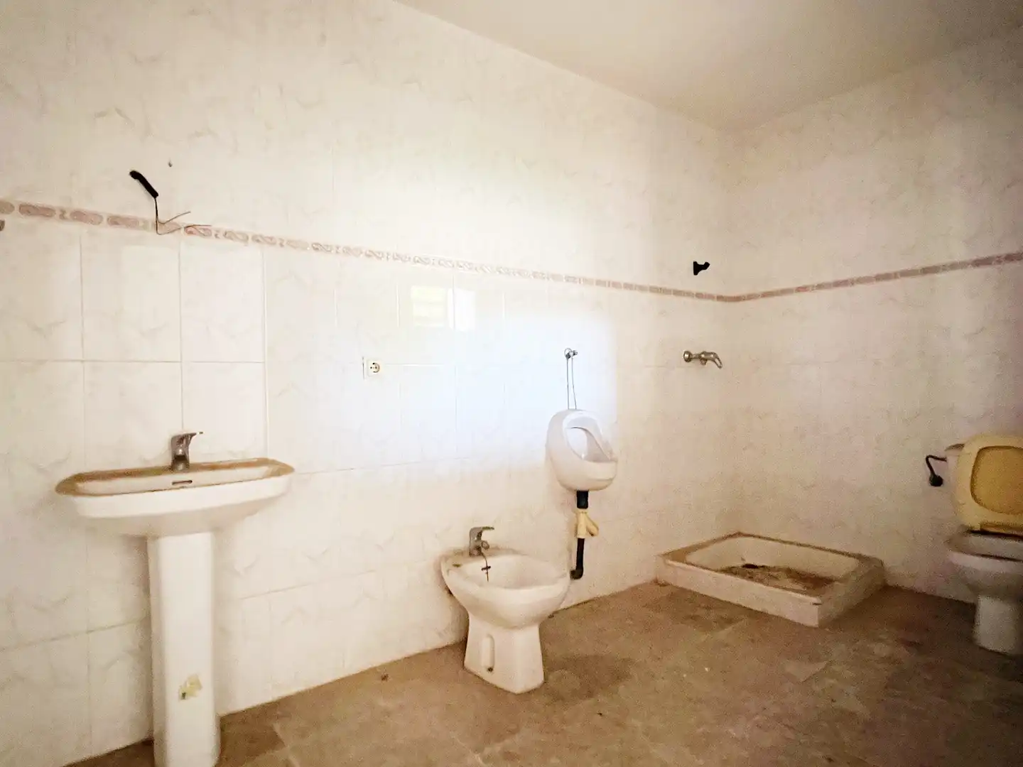 Baño de Casa adosada en venta en Alberic con Jardín privado