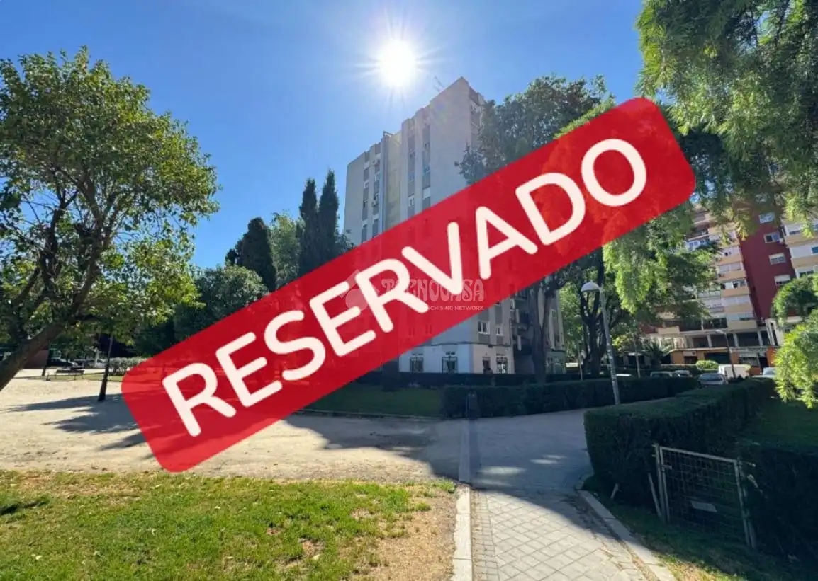 Parking de Piso en venta en El Soto - Azorín