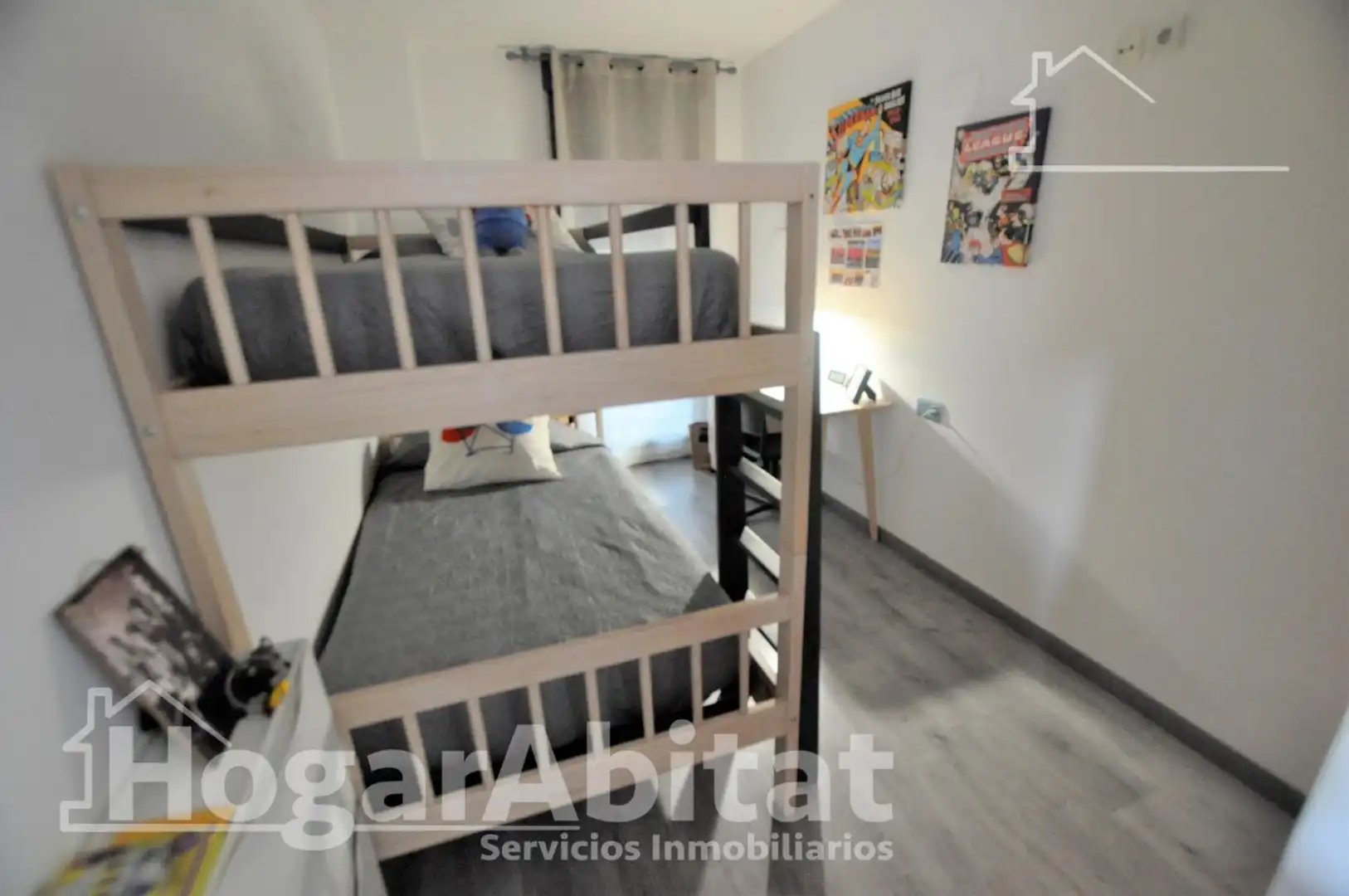 Bedroom of Attic for sale in Alcàsser  with Air Conditioner, Parquet flooring and Terrace