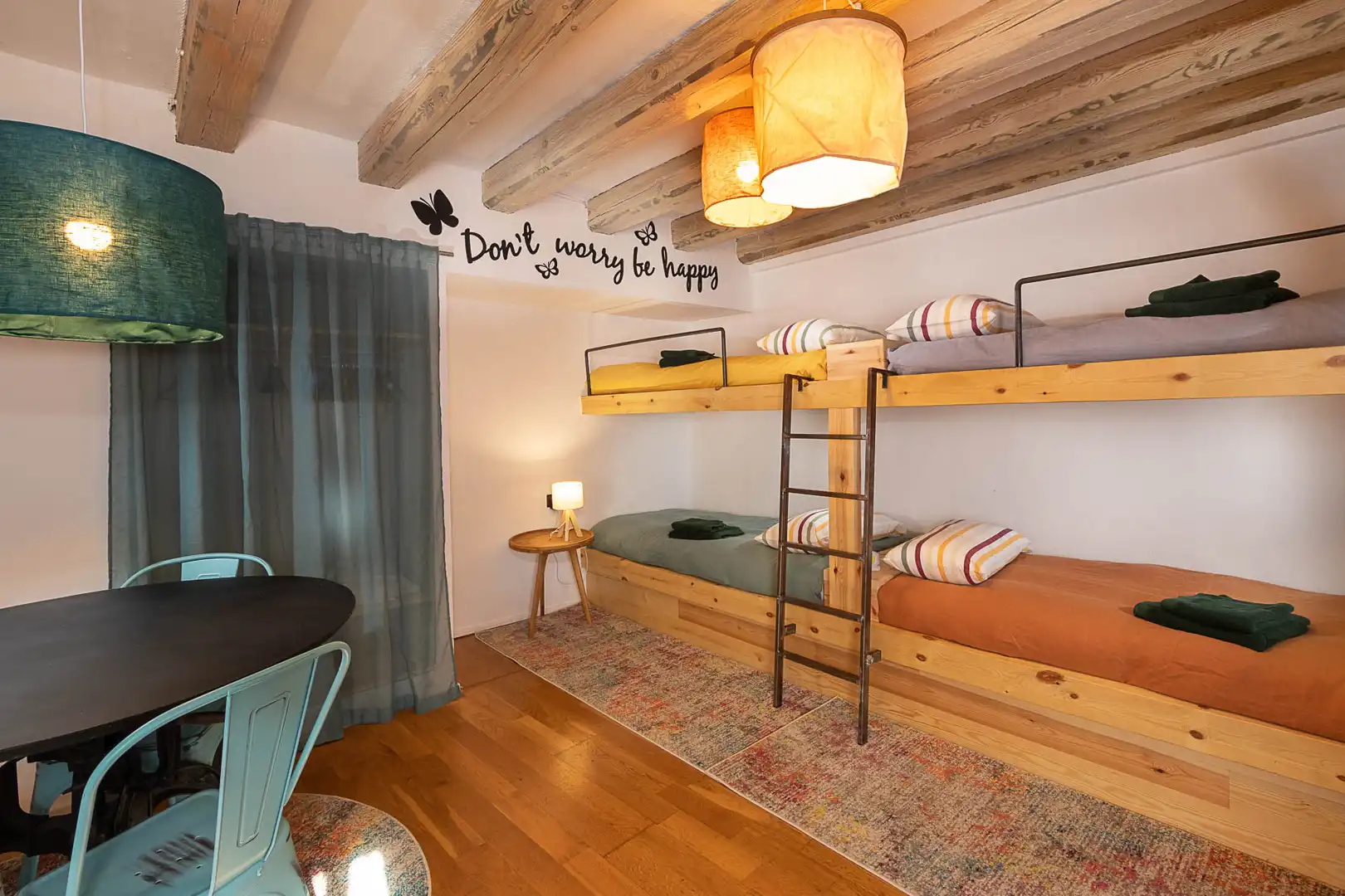 Habitación de Finca rústica en venta en Cistella con Aire acondicionado, Calefacción y Jardín privado