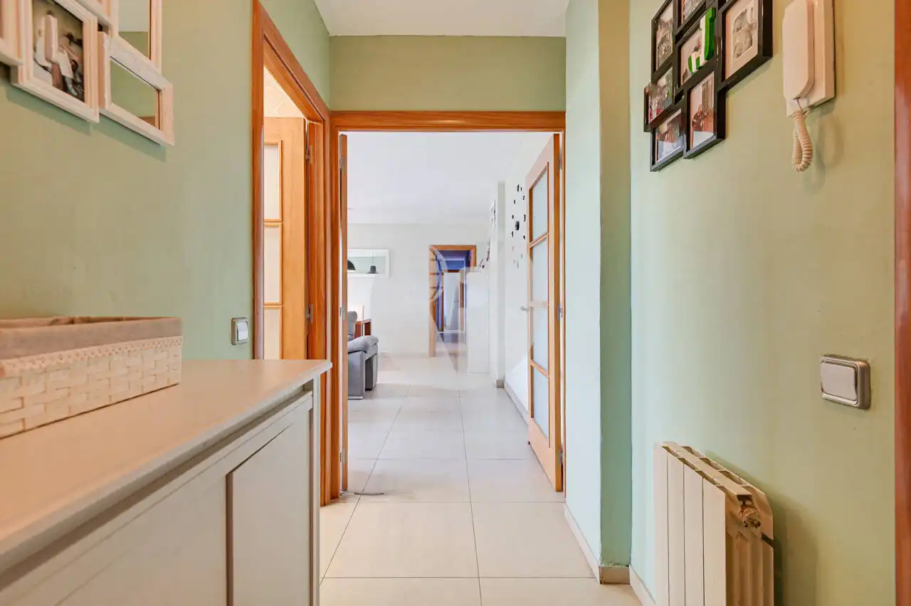 Attic for sale in Mollet del Vallès  with Air Conditioner, Heating and Balcony