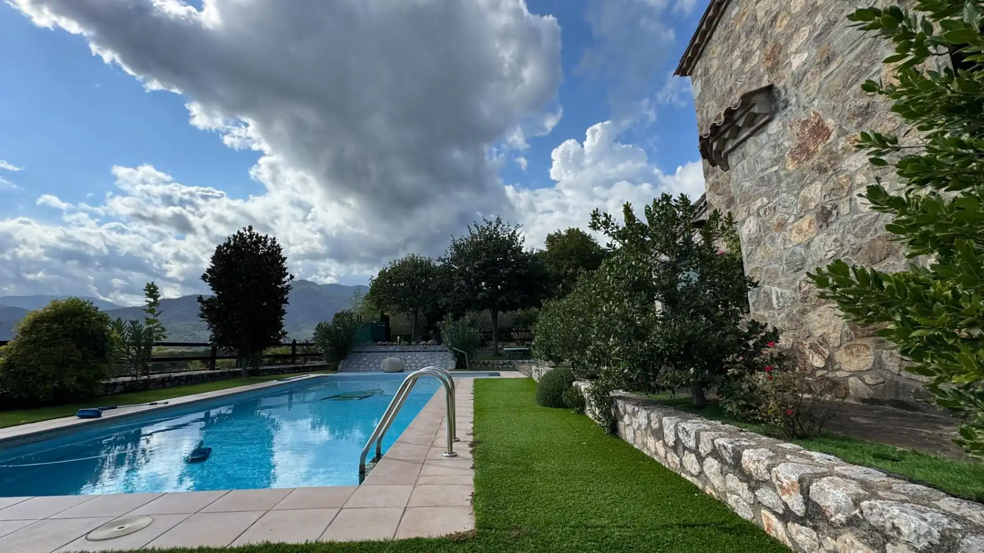 Xalet amb piscina en venda a Girona, imagen 3
