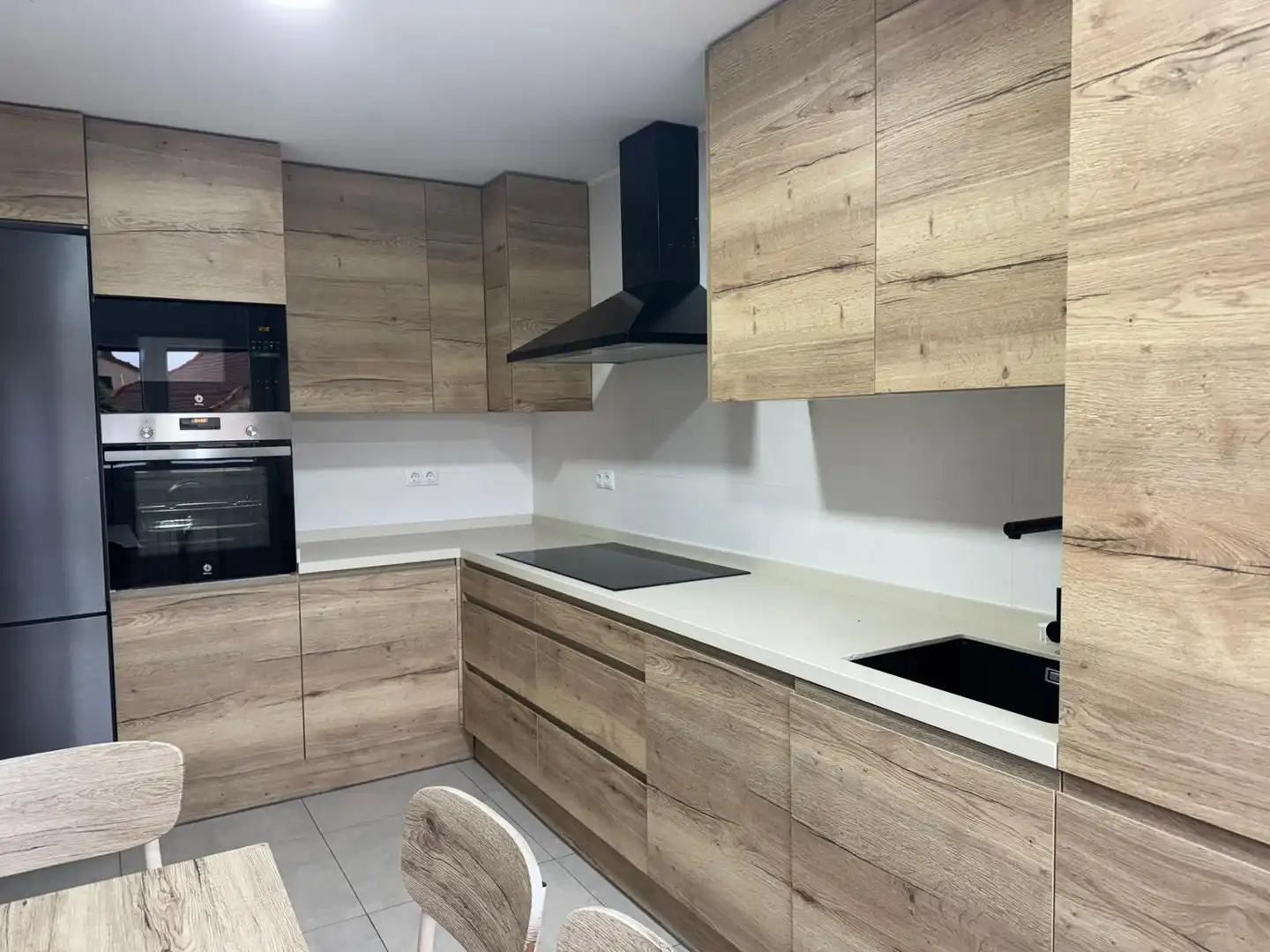 Cuina de Casa adosada en venda en Guadarrama amb Calefacció, Jardí privat i Terrassa