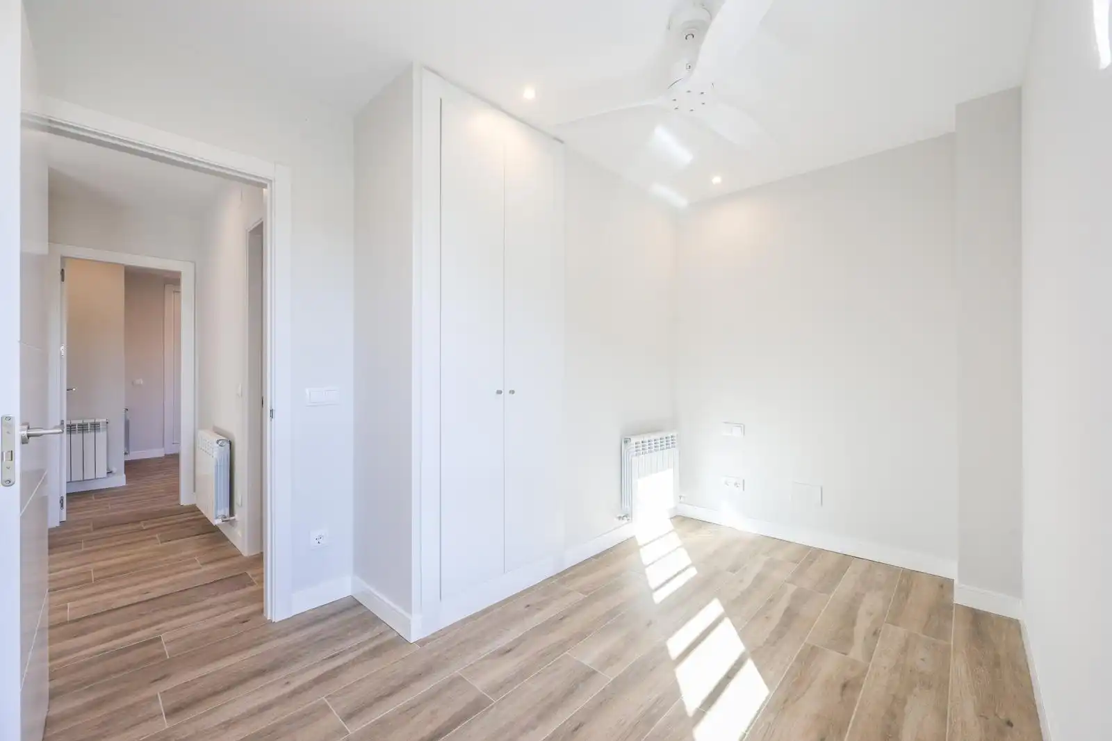 Bedroom of Flat for sale in Madrid  with Heating, Oven and Washing machine