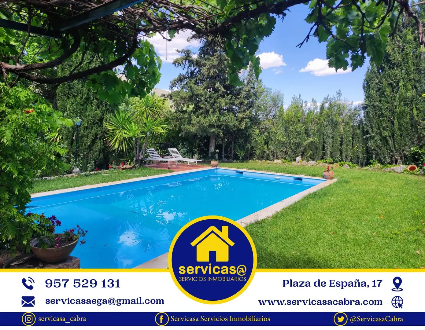 Piscina de Finca rústica en venda en Carcabuey