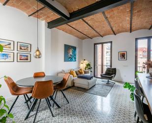 Living room of Attic to rent in  Barcelona Capital  with Heating, Terrace and Balcony