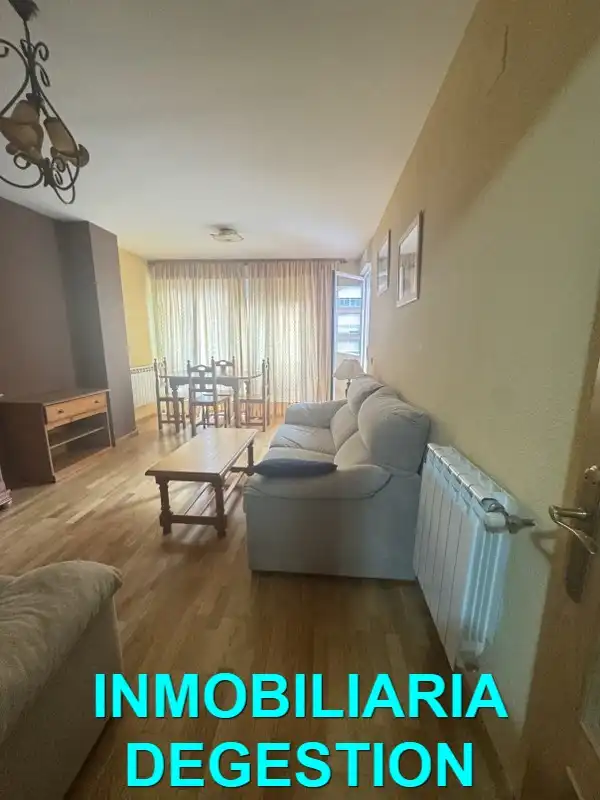 Piso en venta en Linares, Jaén