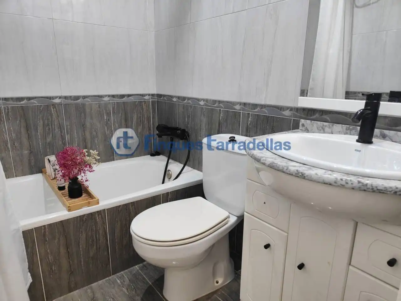 Baño de Piso en venta en Blanes con Aire acondicionado, Calefacción y Parquet