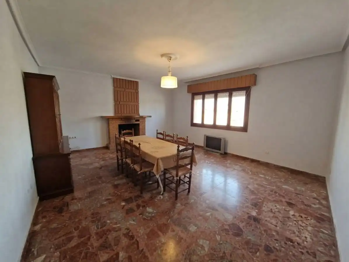 Casa rústica con piscina en venta en Fuensanta, imagen 3