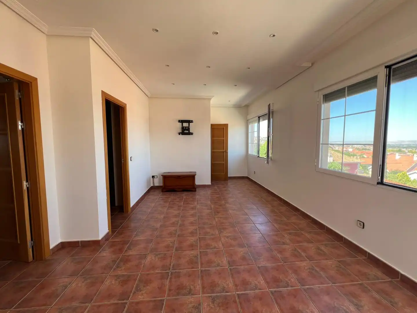 Sala de estar de Casa o chalet en venta en Aranjuez con Aire acondicionado, Calefacción y Jardín privado