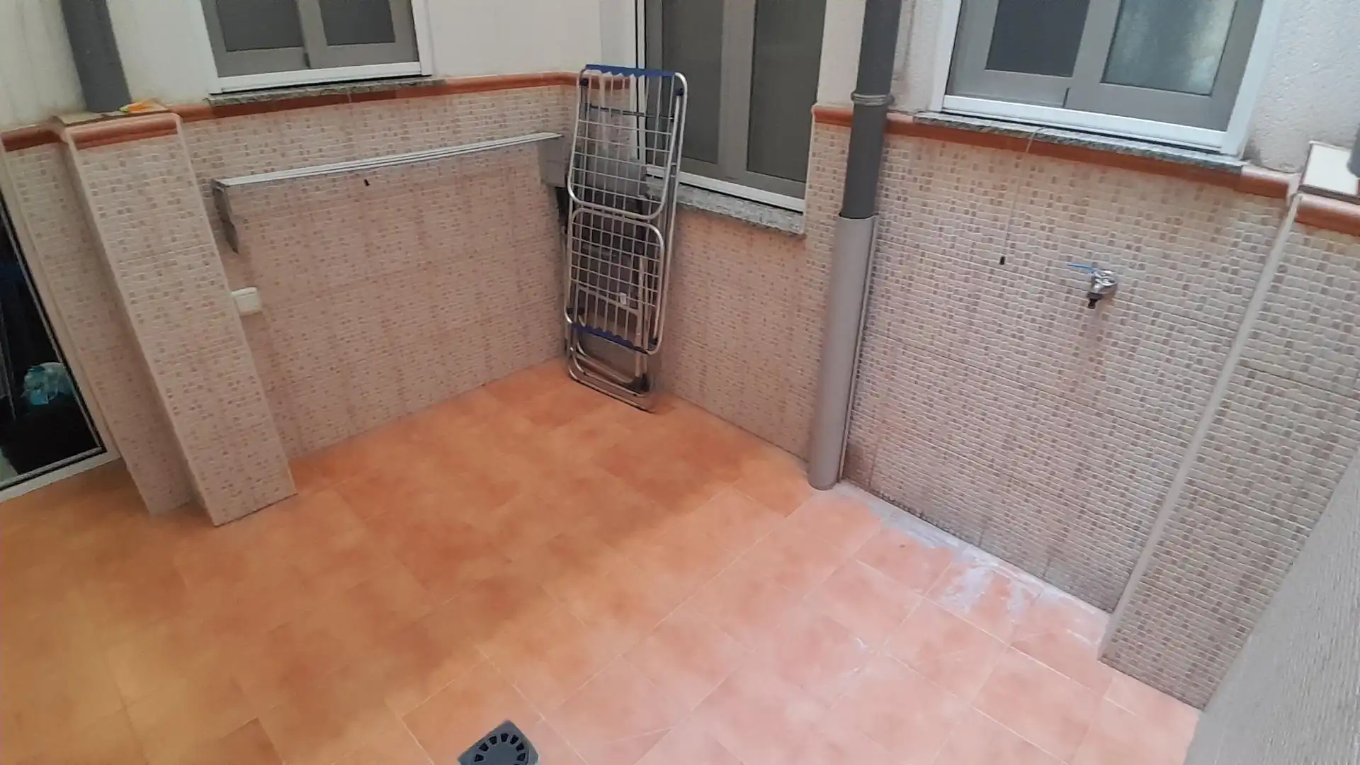 Balcony of Ground floor for sale in Yecla  with Air Conditioner, Heating and Storage room