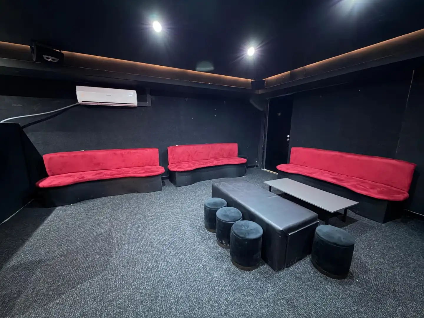 Commercial properties for rent in Alicante / Alacant  with Air Conditioner