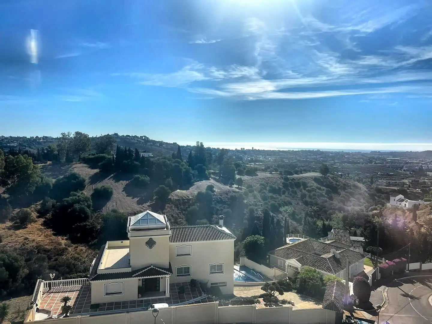Vista exterior de Dúplex en venta en Mijas con Trastero, Amueblado y Piscina comunitaria