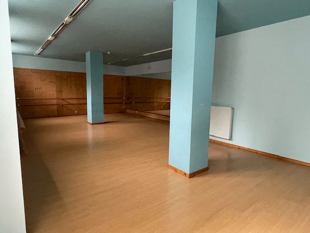 Premises to rent in Santa Cruz de Bezana  with Parquet flooring
