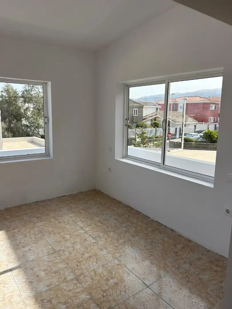 Dormitori de Casa o xalet en venda en Telde amb Jardí privat, Terrassa i Traster