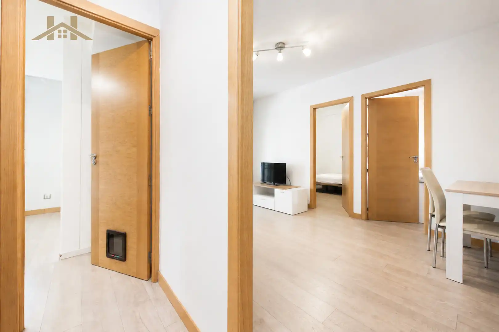 Flat for sale in Madrid  with Air Conditioner, Heating and Furnished