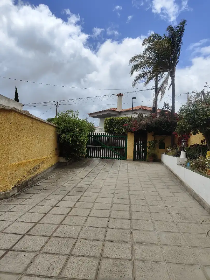Exterior view of Houses for sale in San Cristóbal de la Laguna  with Private garden, Storage room and Internet