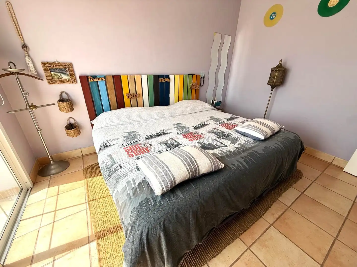 Schlafzimmer von Einfamilien-Reihenhaus zum Verkauf in Antigua mit Klimaanlage, Terrasse und Möbliert