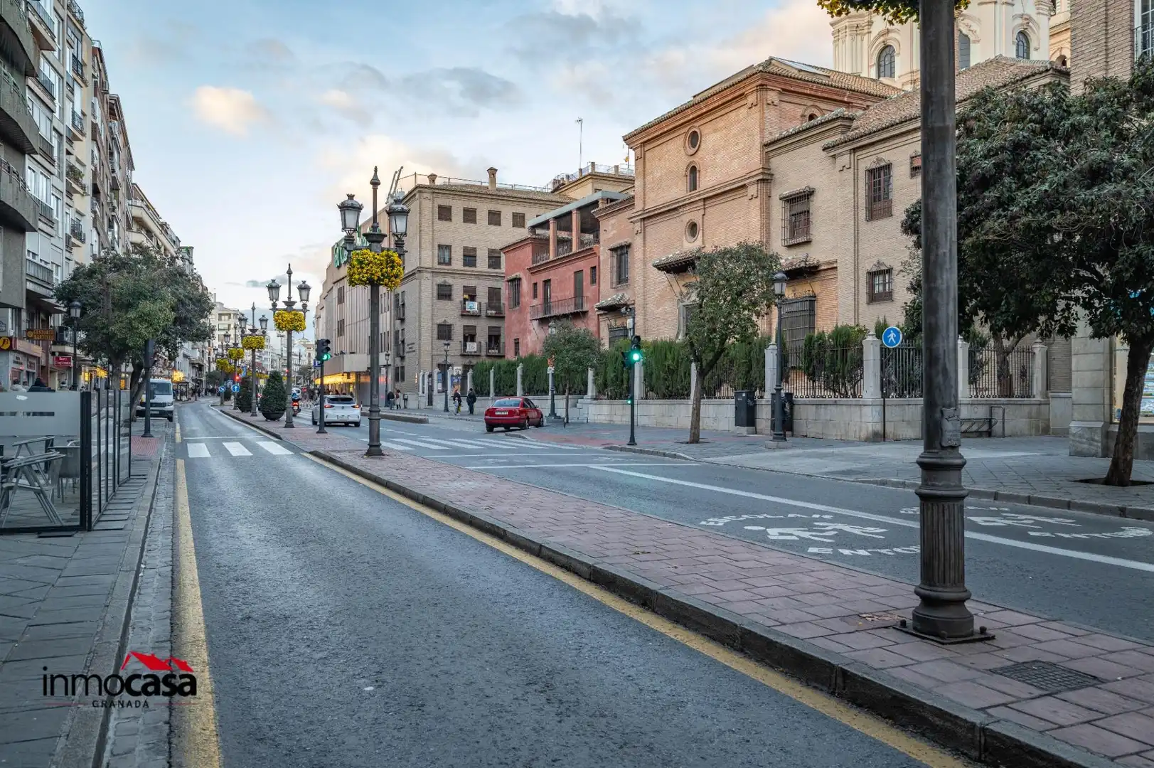 Vista exterior de Pis en venda en Granada