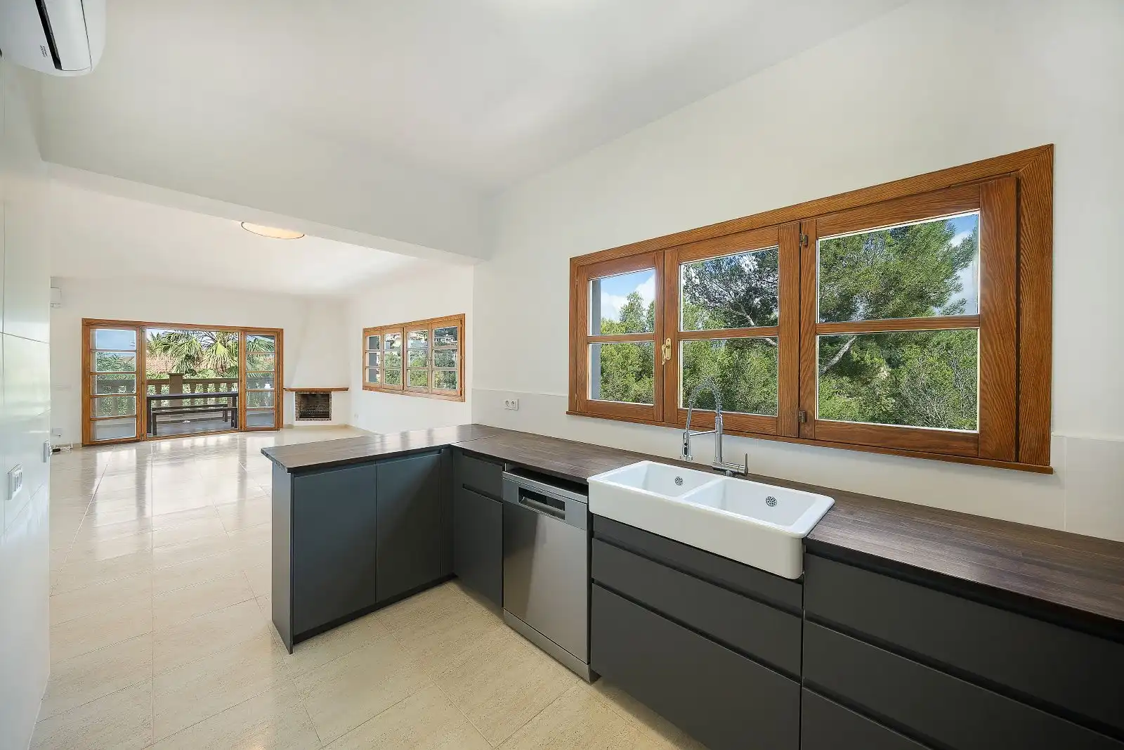 Kitchen of Houses for sale in Calvià  with Air Conditioner, Heating and Private garden
