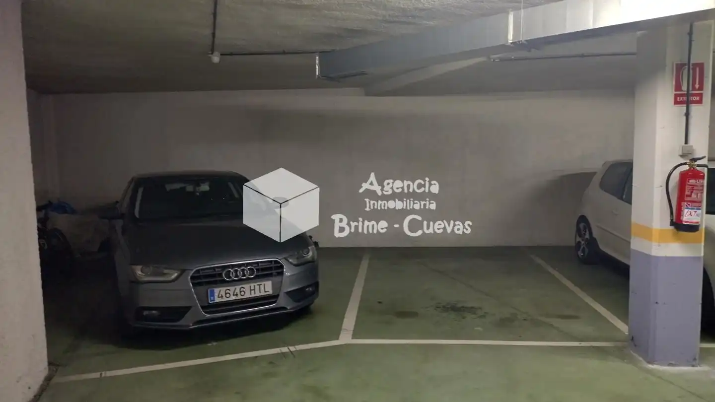 Parkplatz von Garage zum Verkauf in Laviana