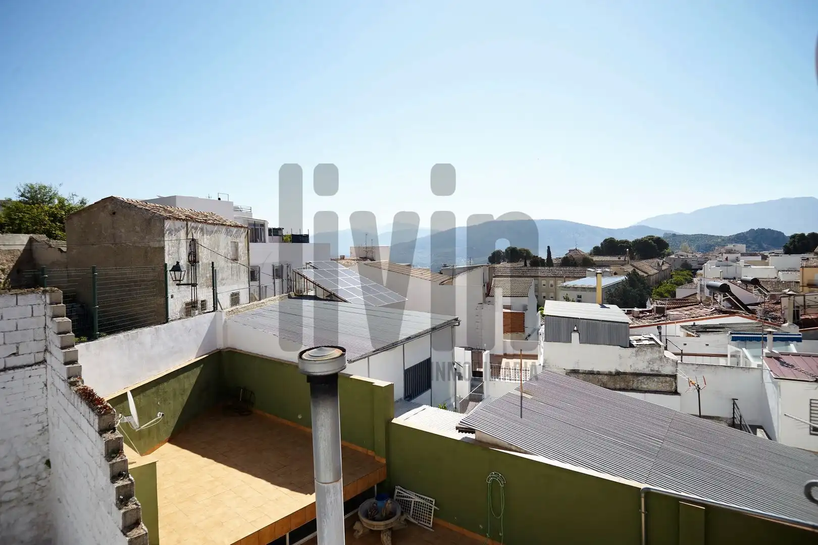 Vista exterior de Casa adosada en venda en Jaén