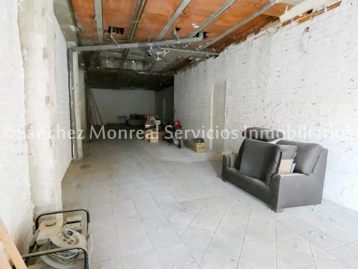 Local comercial en venta en Calle los Ángeles, imagen 2