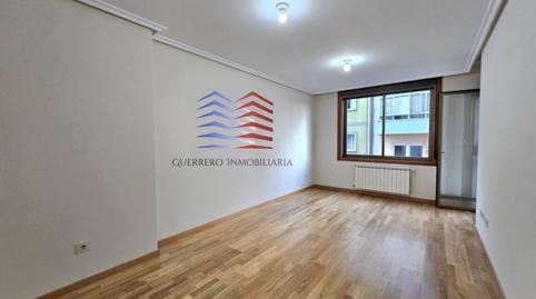 Photo 4 of Flat for rent in Calle del Río Limia, Ventiun, Ourense Capital