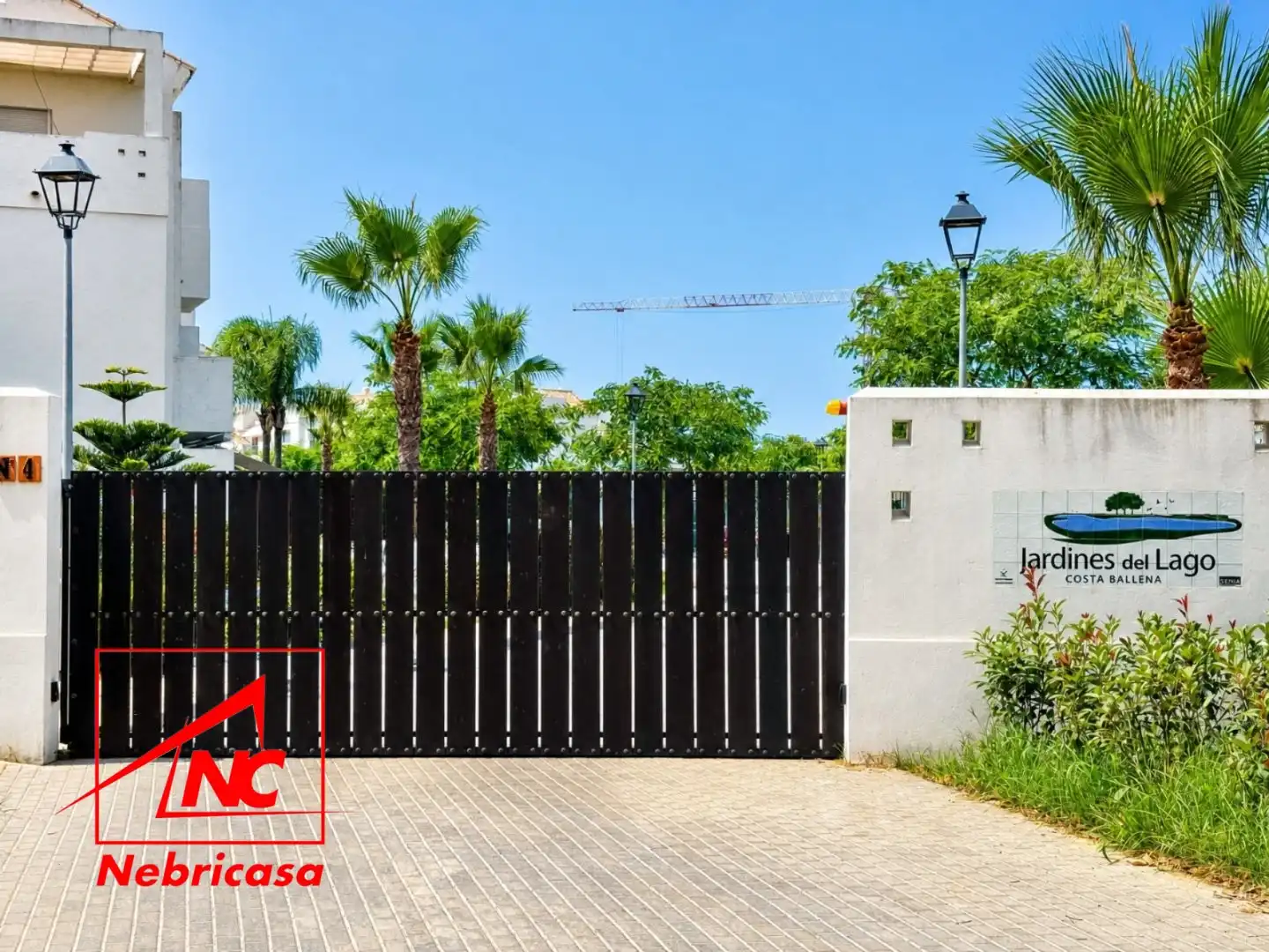 Vista exterior de Piso en venta en Chipiona con Aire acondicionado, Terraza y Trastero