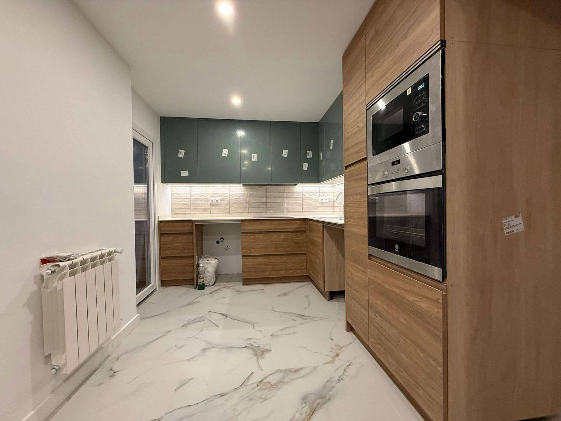 Kitchen of Flat for sale in Getafe  with Heating and Storage room