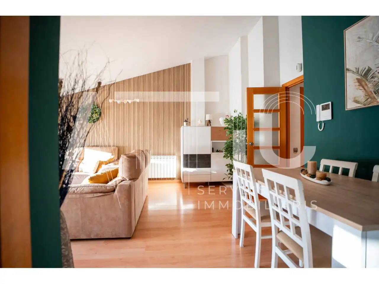 Wohnzimmer von Dachboden zum Verkauf in Sant Quirze del Vallès mit Klimaanlage, Heizung und Parkett