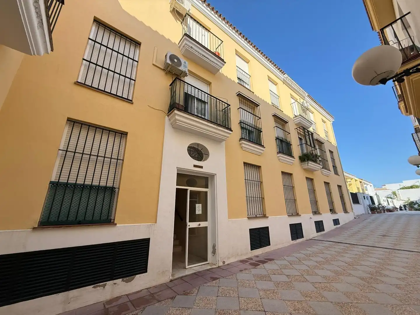 Vista exterior de Garatge en venda en Sanlúcar de Barrameda