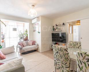 Living room of Flat for sale in  Madrid Capital  with Heating