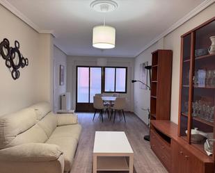 Sala d'estar de Pis de lloguer en Valladolid Capital amb Calefacció
