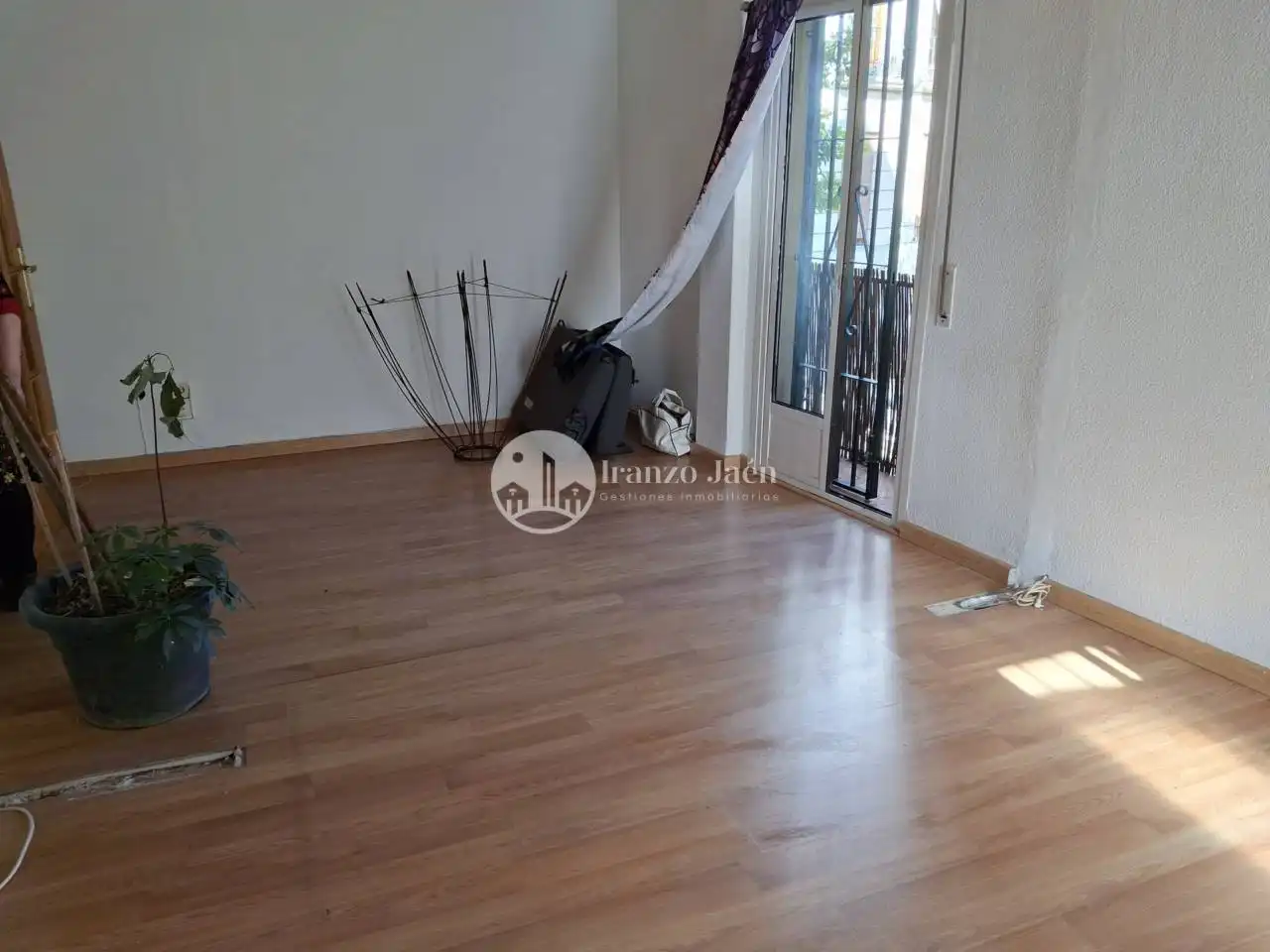 Piso con terraza en venta en Plaza San Bartolomé, imagen 2