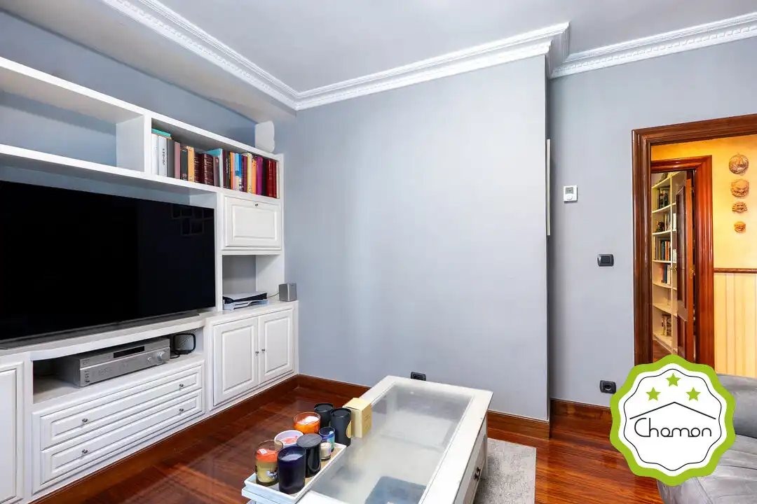 Living room of Flat for sale in Santurtzi   with Heating and Storage room