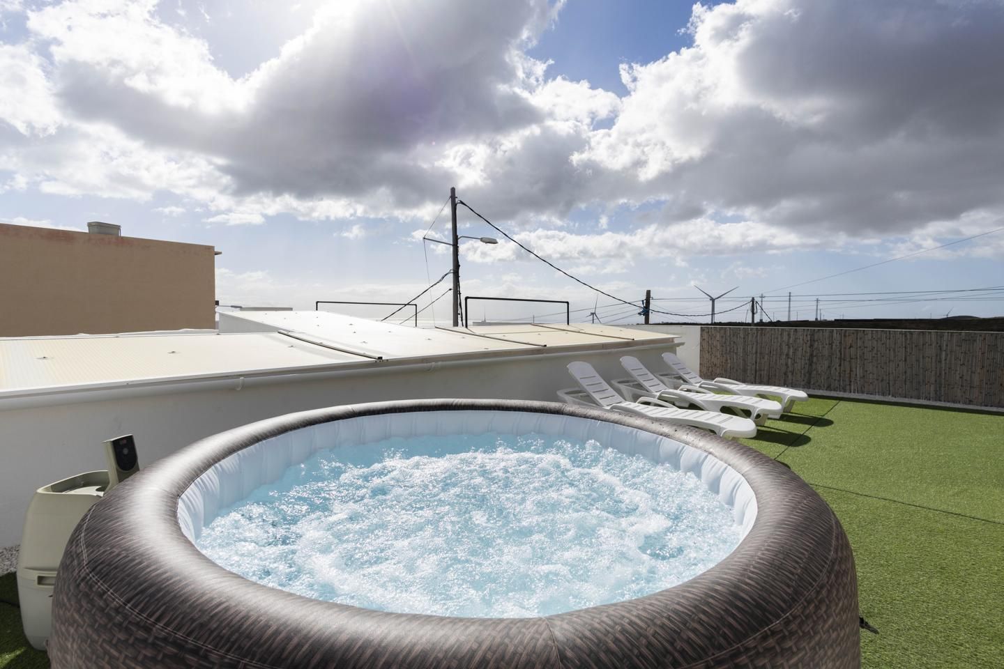 Schwimmbecken von Haus oder Chalet zum Verkauf in Arico mit Terrasse und Abstellraum