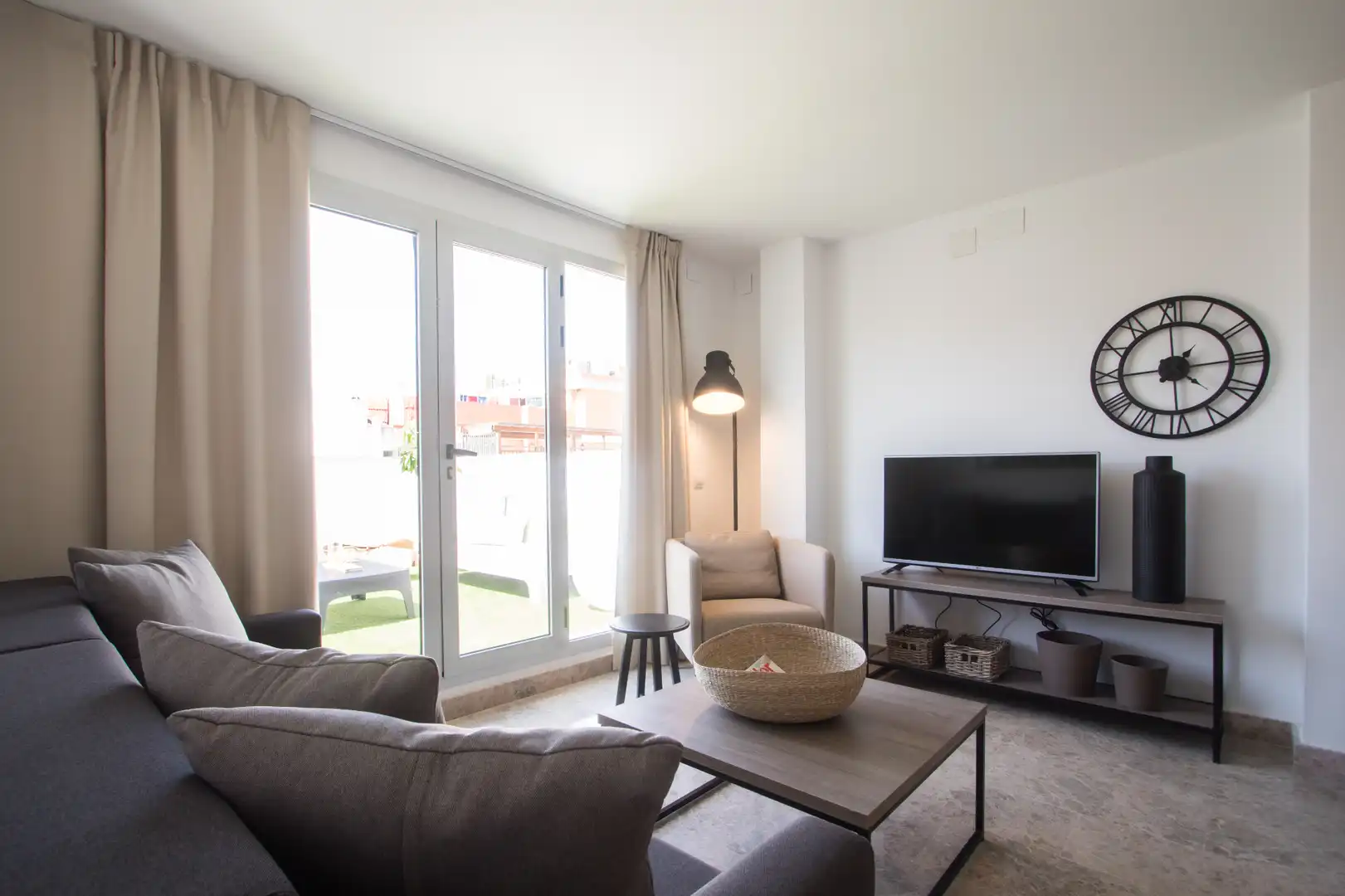 Sala d'estar de Àtic de lloguer en Valencia amb Aire condicionat, Calefacció i Terrassa