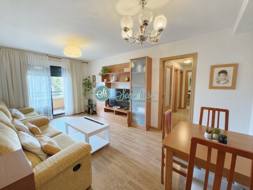 Living room of Flat for sale in Bernuy de Porreros  with Heating, Terrace and Storage room