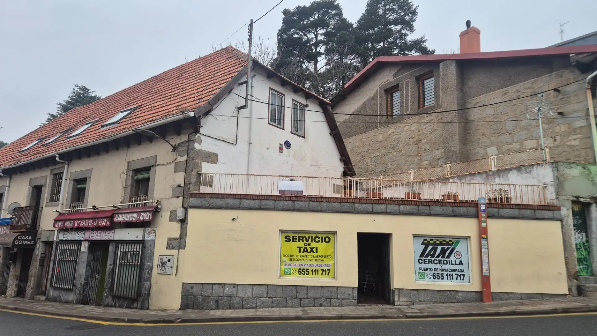 Vista exterior de Casa o chalet en venta en Cercedilla con Jardín privado, Terraza y Balcón