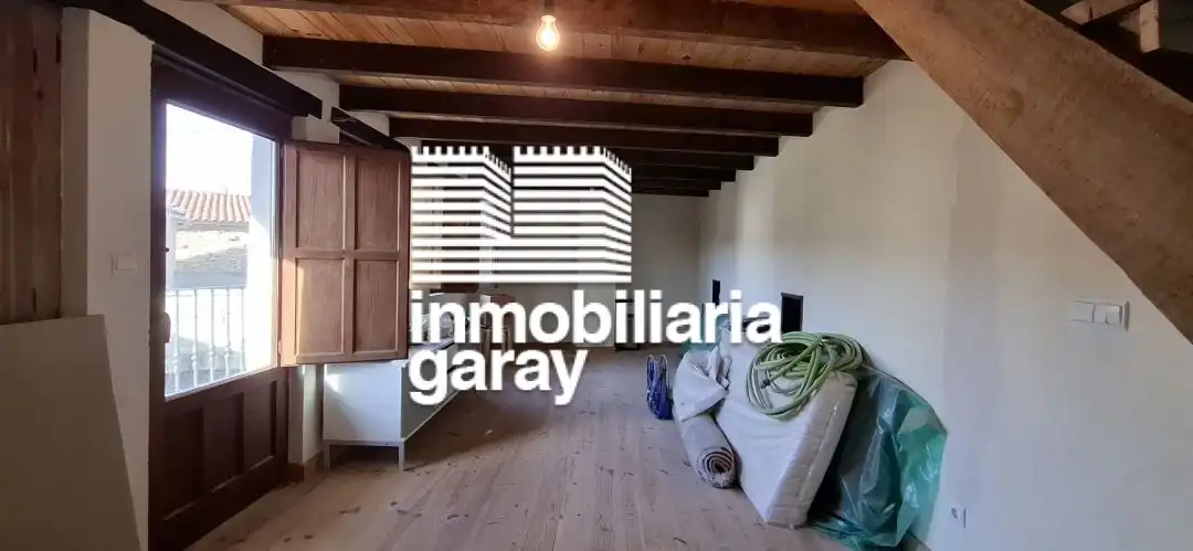 Casa o chalet en venta en Valle de Valdebezana con Calefacción, Jardín privado y Balcón