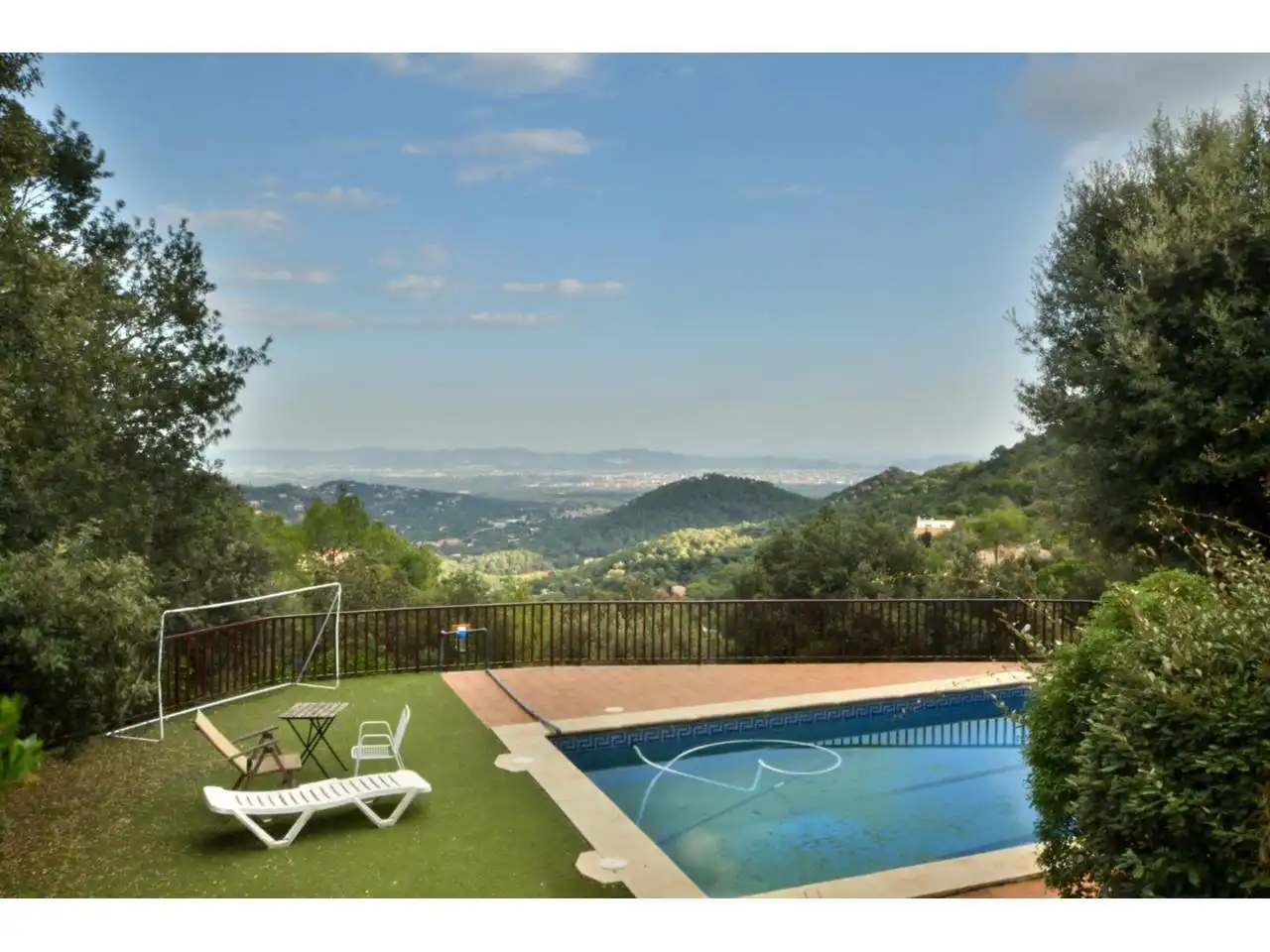 Piscina de Casa o chalet en venta en Matadepera con Calefacción, Jardín privado y Terraza