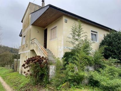 Exterior view of House or chalet for sale in Leiro  with Heating, Storage room and Balcony