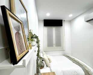 Bedroom of Apartment to share in  Madrid Capital  with Air Conditioner, Furnished and Oven