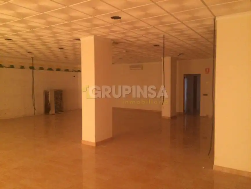 Local comercial en alquiler en Centro, imagen 5